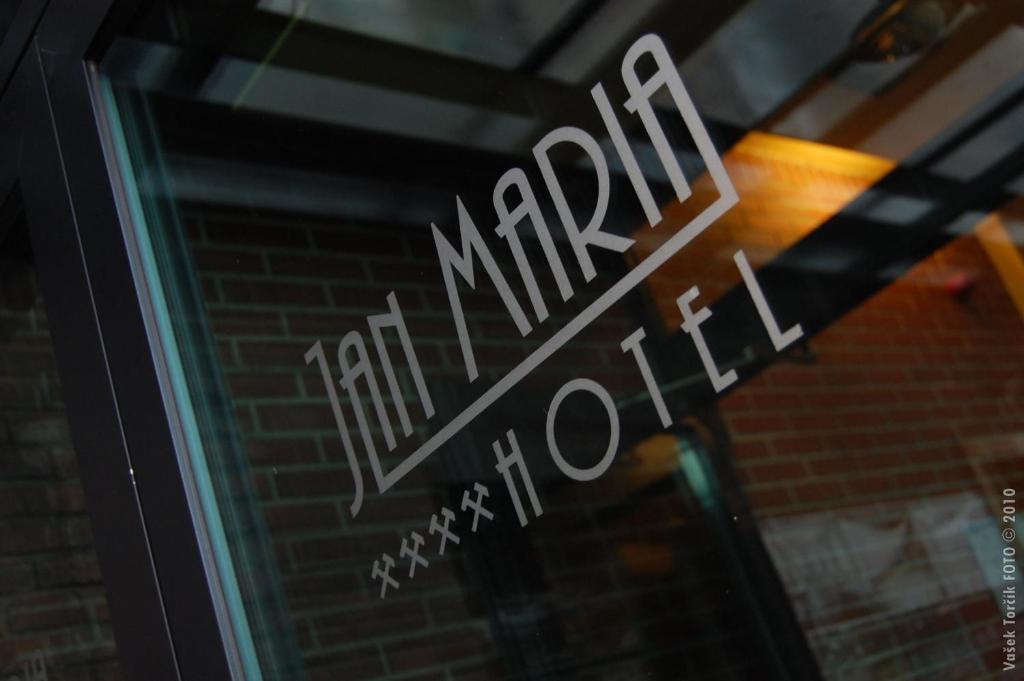 Jan Maria Hotel & Restaurant Острава Экстерьер фото